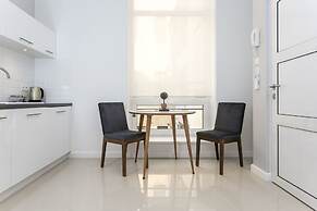 Venetian House Market Square Aparthotel