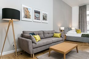 Venetian House Market Square Aparthotel