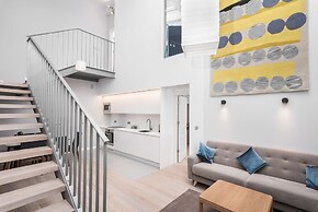 Venetian House Market Square Aparthotel