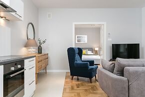 Venetian House Market Square Aparthotel