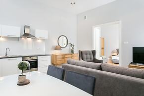 Venetian House Market Square Aparthotel