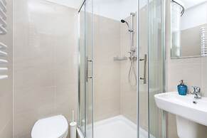 Venetian House Market Square Aparthotel