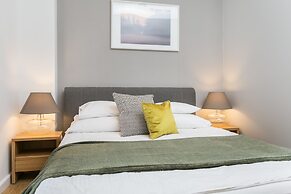 Venetian House Market Square Aparthotel