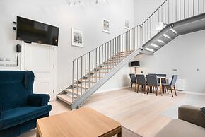 Venetian House Market Square Aparthotel