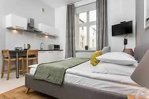 Venetian House Market Square Aparthotel