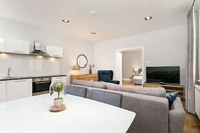 Venetian House Market Square Aparthotel