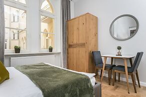 Venetian House Market Square Aparthotel