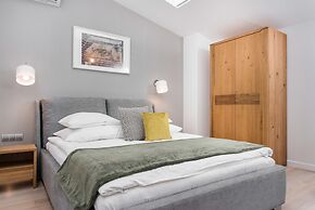 Venetian House Market Square Aparthotel