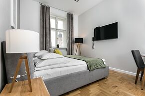 Venetian House Market Square Aparthotel