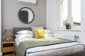 Venetian House Market Square Aparthotel