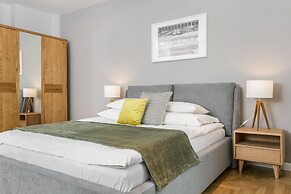 Venetian House Market Square Aparthotel