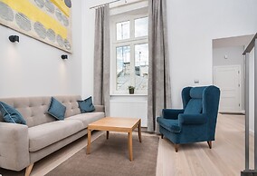 Venetian House Market Square Aparthotel