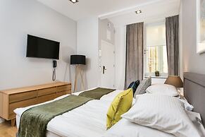 Venetian House Market Square Aparthotel