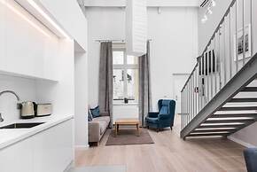 Venetian House Market Square Aparthotel