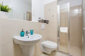 Venetian House Market Square Aparthotel