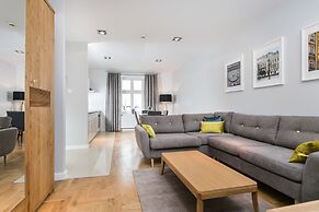 Venetian House Market Square Aparthotel