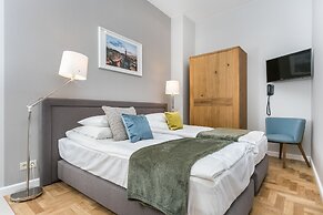 Venetian House Market Square Aparthotel