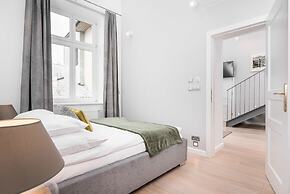 Venetian House Market Square Aparthotel