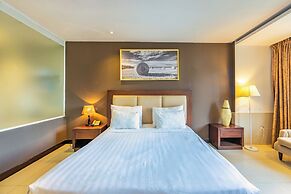 The Noble Swan Central Dong Du Hotel