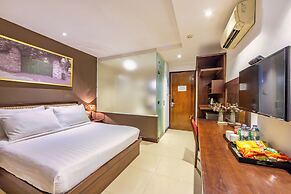 The Noble Swan Central Dong Du Hotel