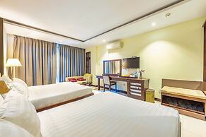 The Noble Swan Central Dong Du Hotel