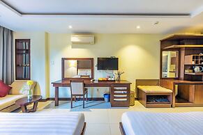 The Noble Swan Central Dong Du Hotel