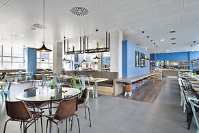 Madrid Airport Suites, Affiliated by Meliá