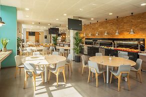 Madrid Airport Suites, Affiliated by Meliá