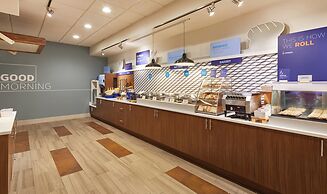 Holiday Inn Express Miami Airport Blue Lagoon Area by IHG