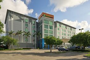 Holiday Inn Express Miami Airport Blue Lagoon Area by IHG