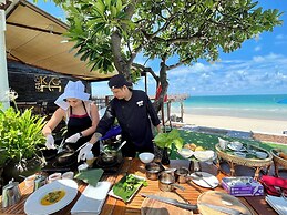 KC Beach Club & Pool Villas