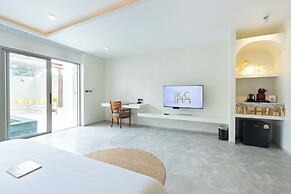KC Beach Club & Pool Villas