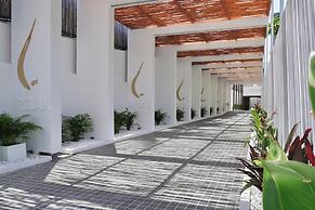 KC Beach Club & Pool Villas