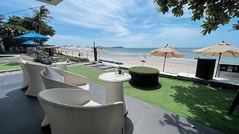 KC Beach Club & Pool Villas