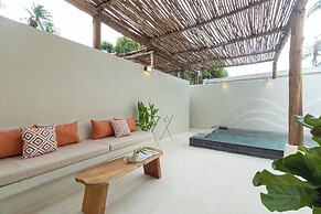 KC Beach Club & Pool Villas