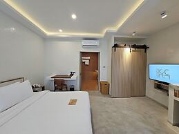 KC Beach Club & Pool Villas