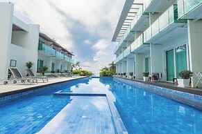 KC Beach Club & Pool Villas