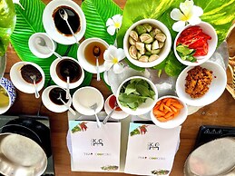 KC Beach Club & Pool Villas