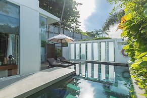 KC Beach Club & Pool Villas