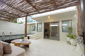 KC Beach Club & Pool Villas