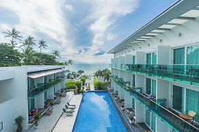 KC Beach Club & Pool Villas