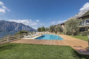 Residence Parco Lago Di Garda