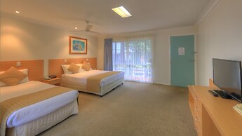 Paradise Hotel And Resort