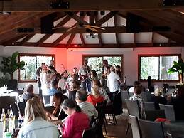 Paradise Hotel And Resort