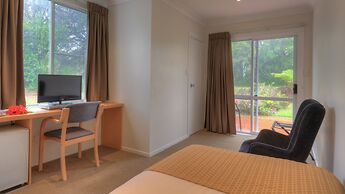 Paradise Hotel And Resort