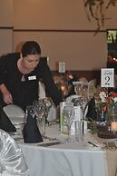 Paradise Hotel And Resort