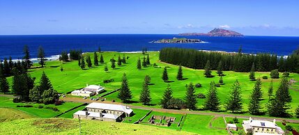 Paradise Hotel And Resort