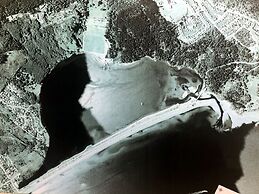 Birds of a Feather Victoria Oceanfront Studio Suites