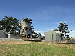 Birds of a Feather Victoria Oceanfront Studio Suites