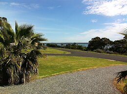 Corinella On The Esplanade Bed & Breakfast